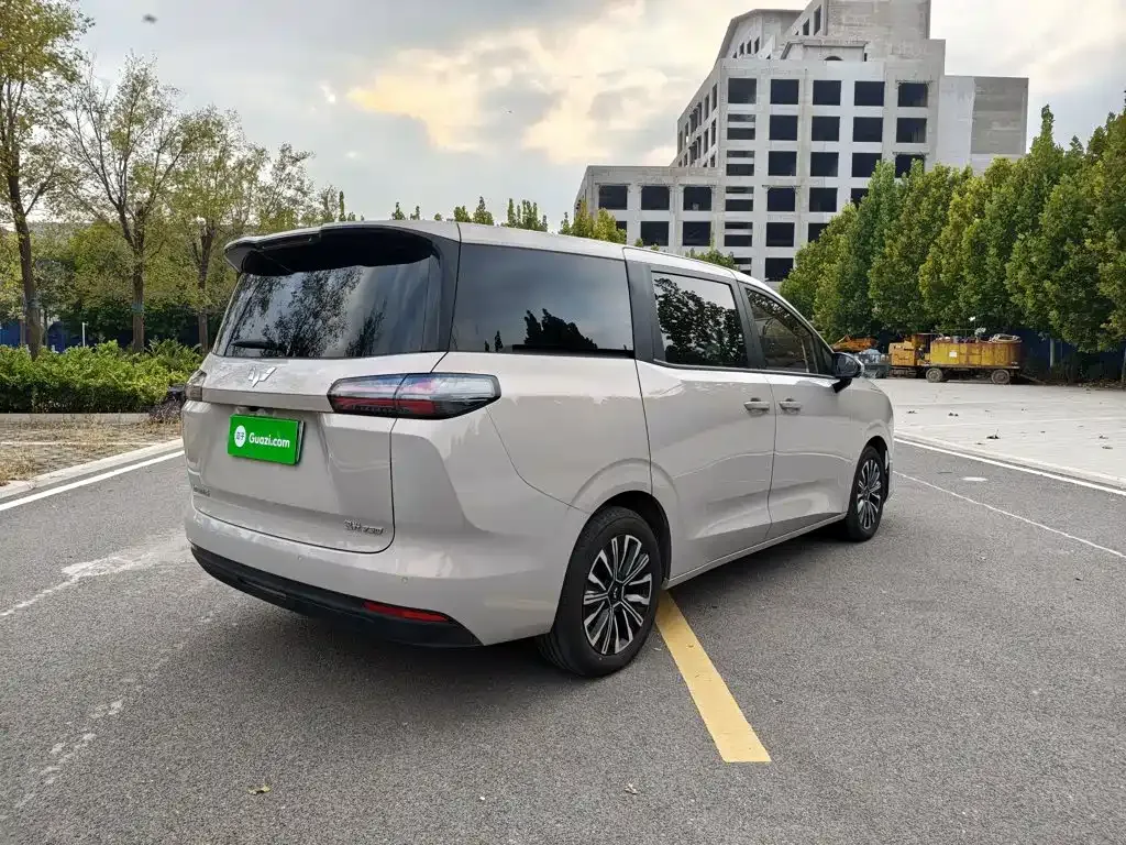 Wuling Xingguang 730 New Energy — фото 2