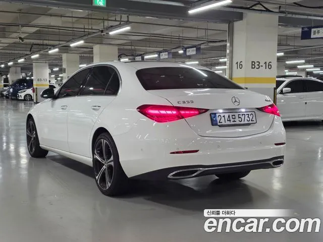 Mercedes-Benz C-Class — фото 10