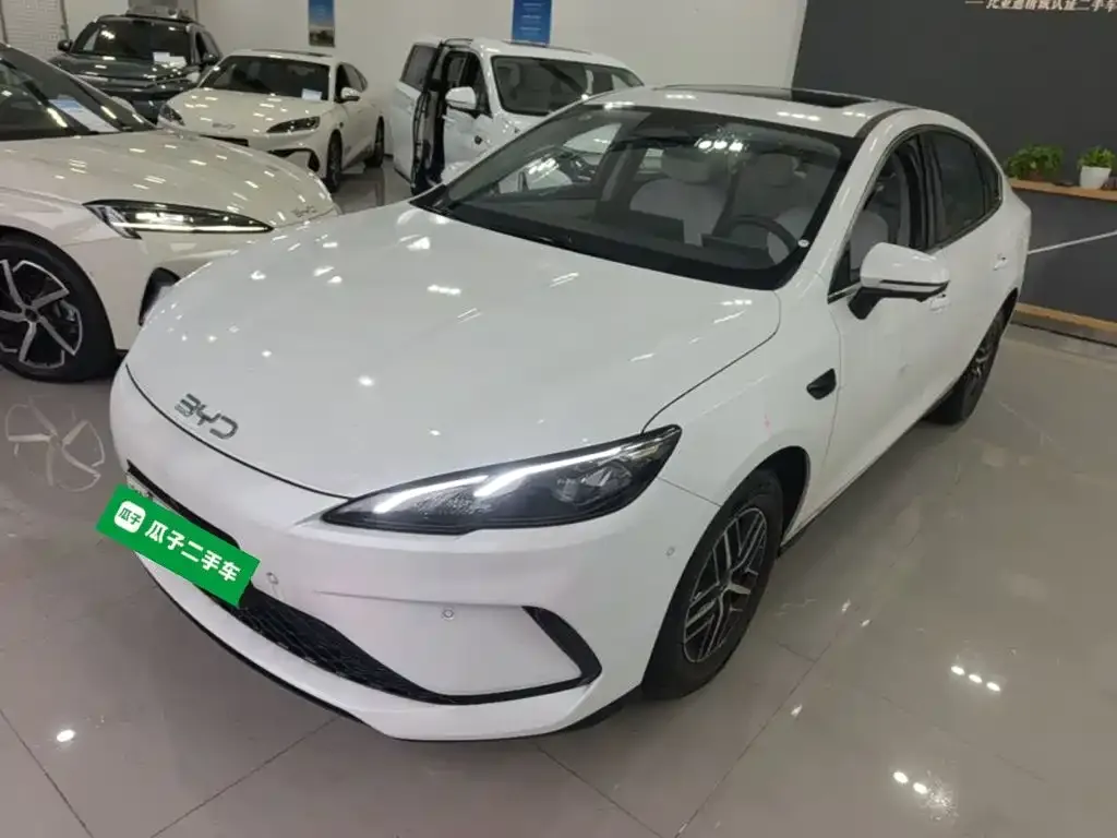 BYD Seal 05 DM-i — фото 1