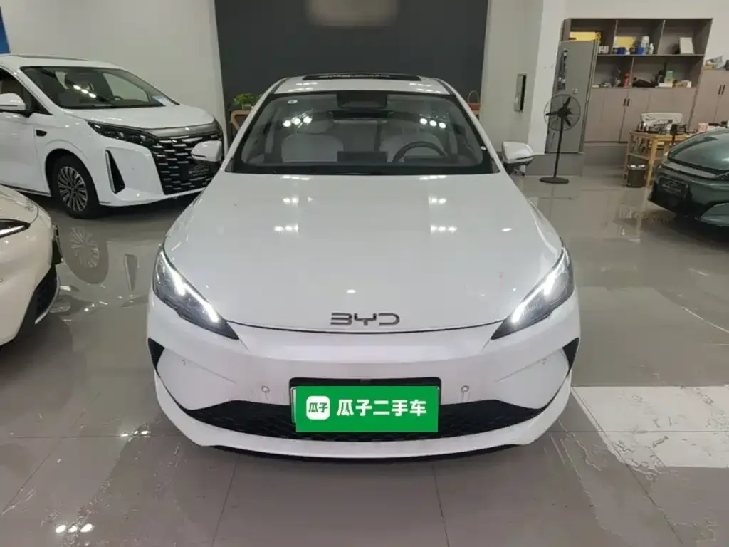 BYD Seal 05 DM-i — фото 9