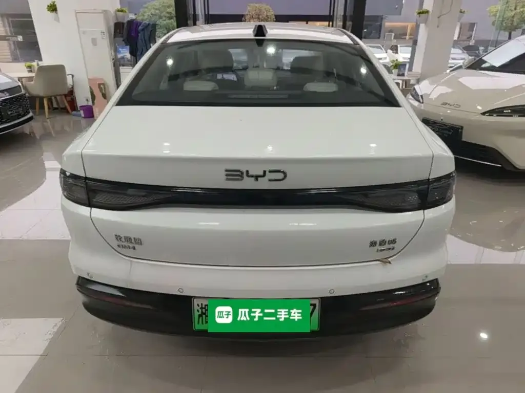 BYD Seal 05 DM-i — фото 3