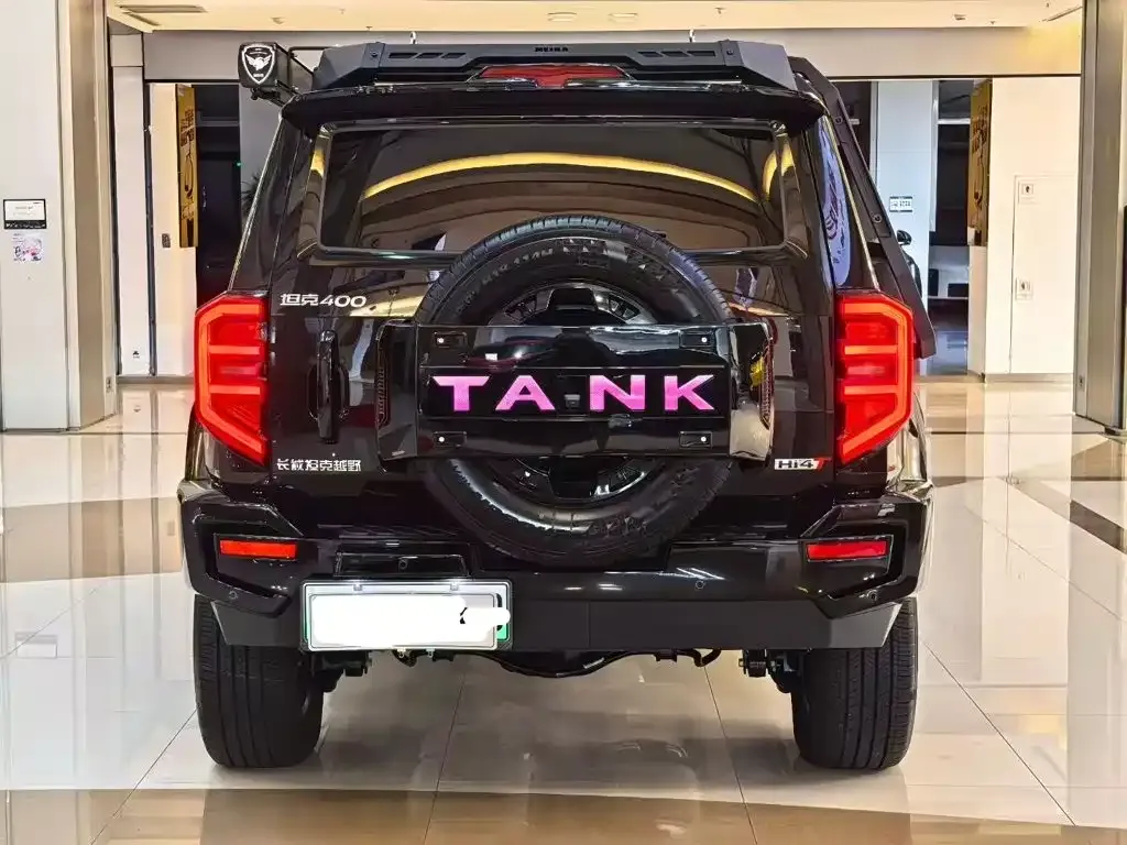 Tank 400 New Energy — фото 9