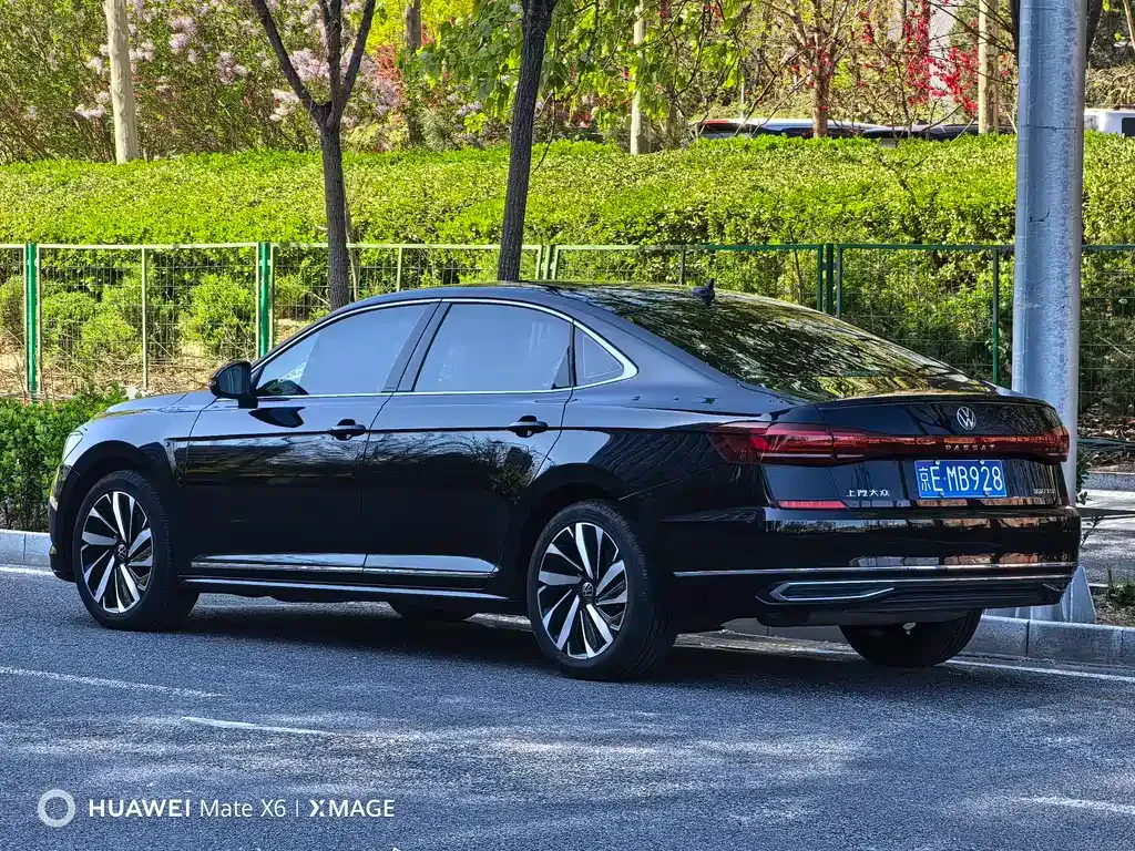Volkswagen Passat — фото 5