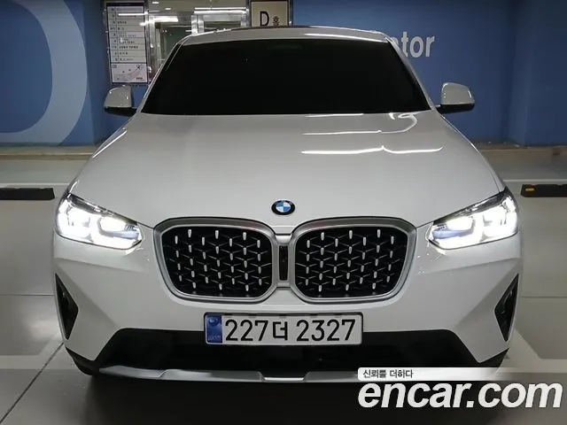 BMW X4 — фото 1