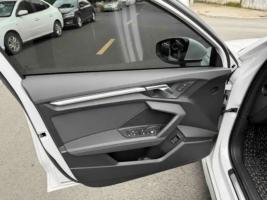 Audi A3 — фото 9