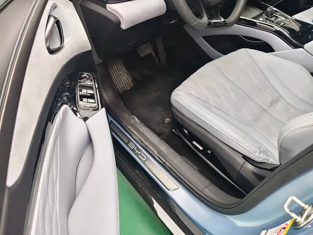 BYD Seal — фото 4