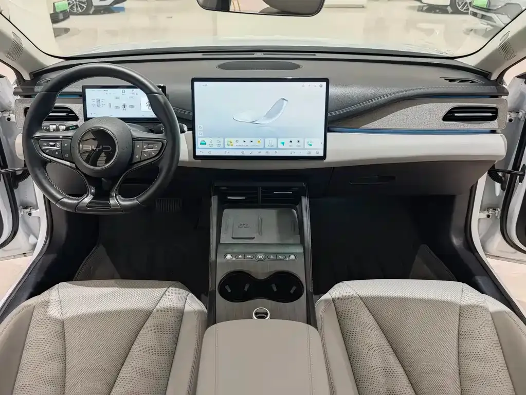 BYD Seal 06 DM-i Touring — фото 10