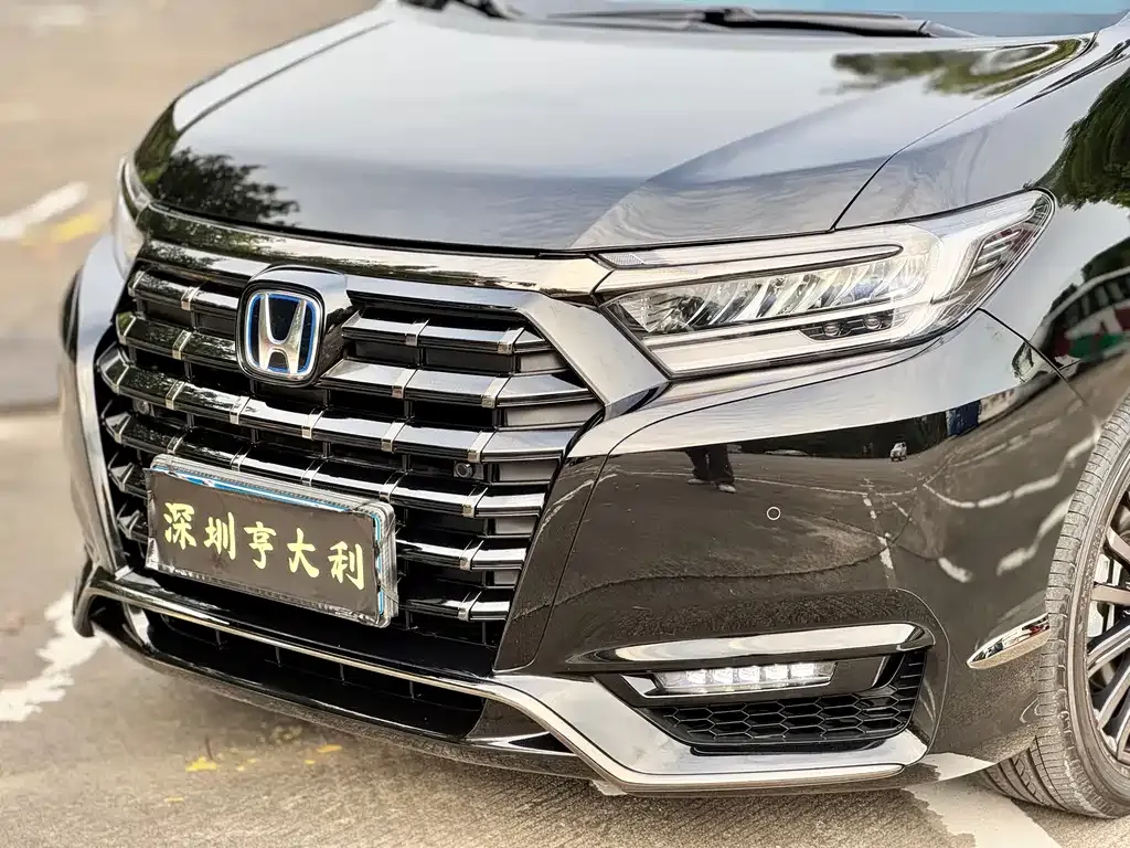 Honda Elysion — фото 4