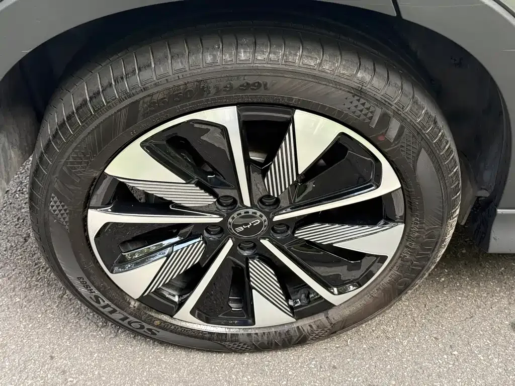 BYD PLUS New Energy — фото 8