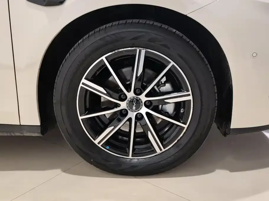BYD Seal 06 DM-i Touring — фото 3