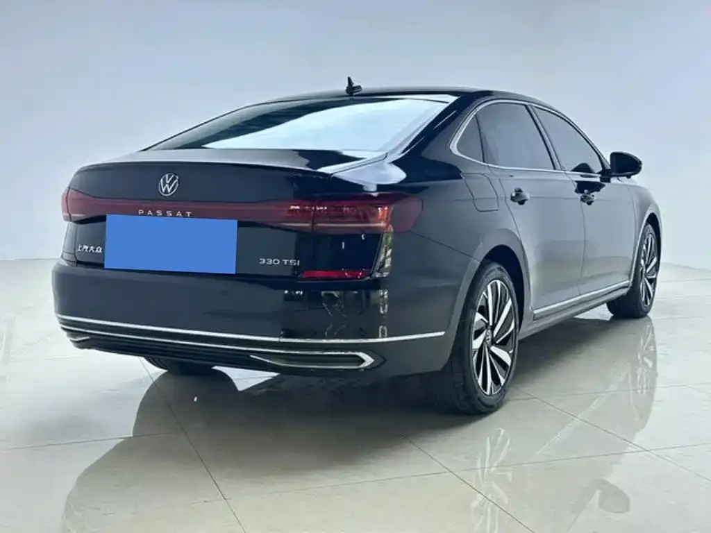 Volkswagen Passat — фото 3