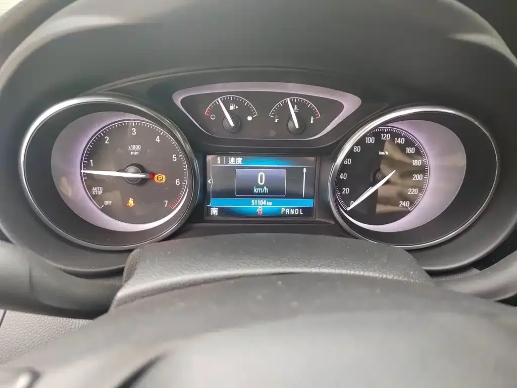 Buick Envision Plus — фото 4