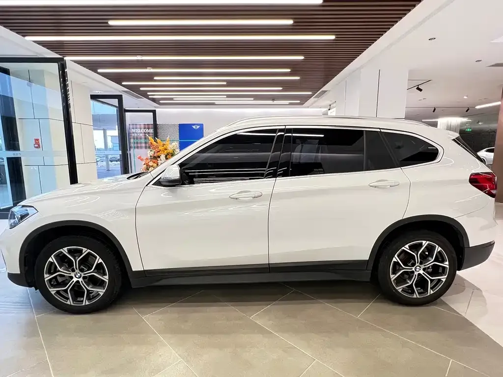 BMW X1 — фото 4