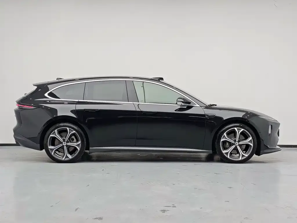 NIO ET5T — фото 8