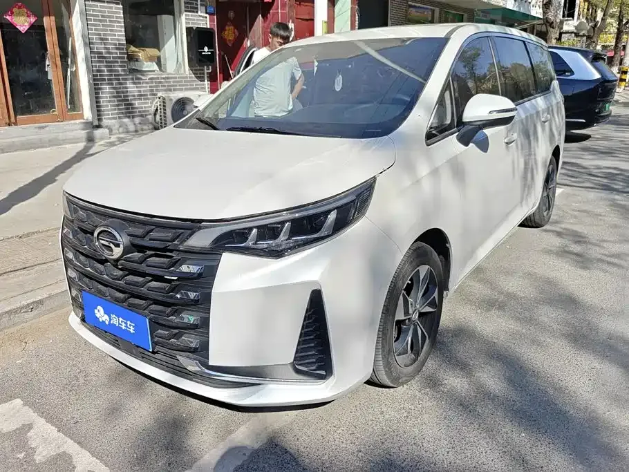 GAC Motor Trumpchi M6 — фото 1