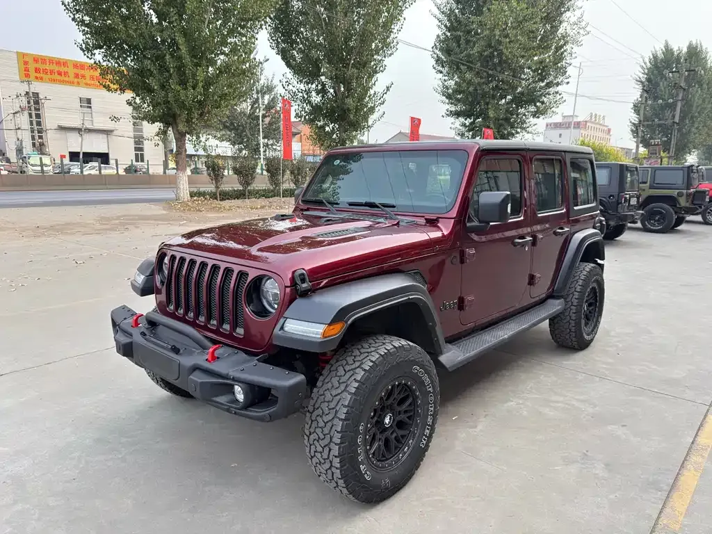 Jeep Wrangler — фото 9