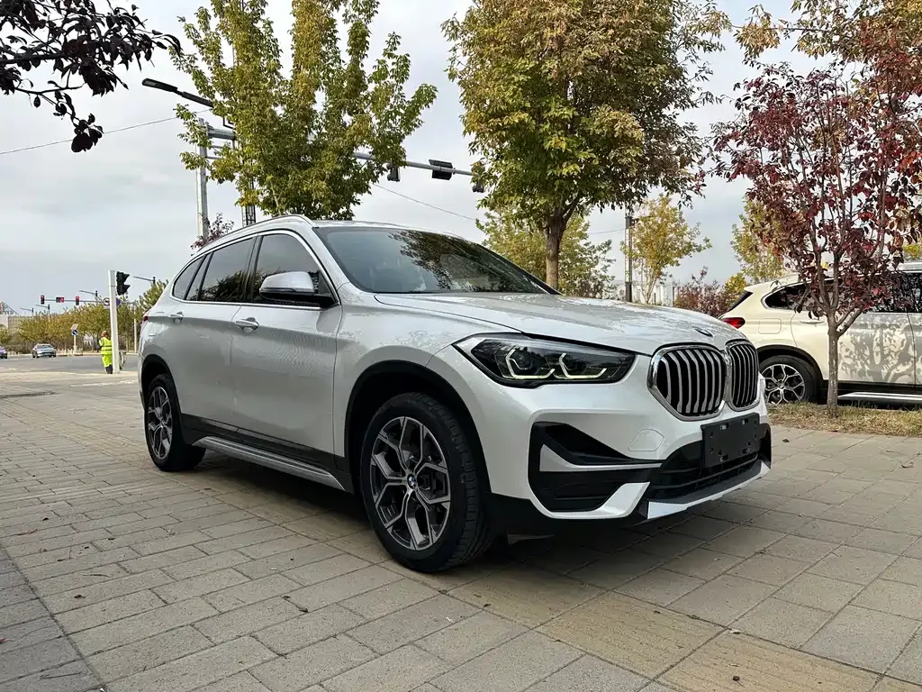 BMW X1 — фото 6