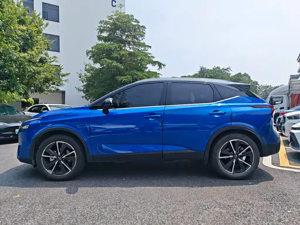 Nissan Qashqai — фото 3