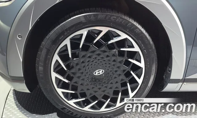 Hyundai Ioniq5 — фото 4