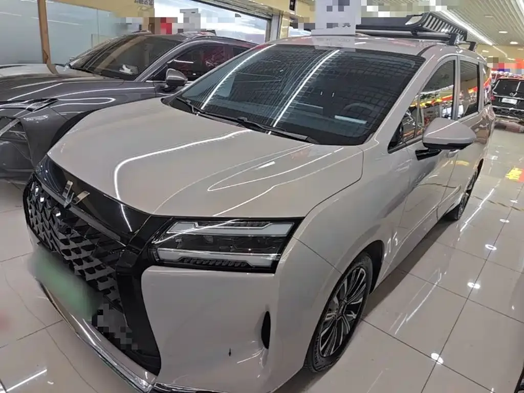 Wuling Xingguang 730 New Energy — фото 8
