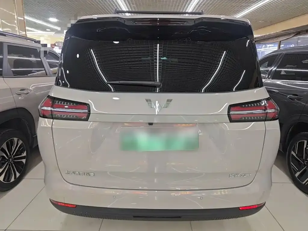 Wuling Xingguang 730 New Energy — фото 9