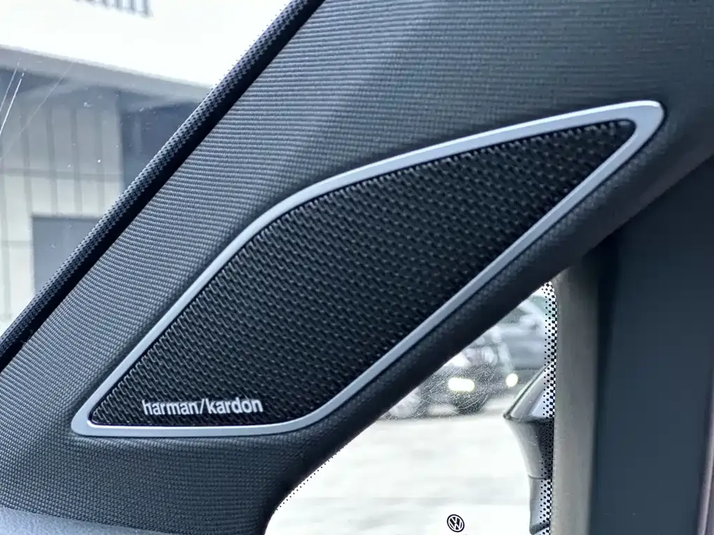 Volkswagen Golf GTI — фото 4