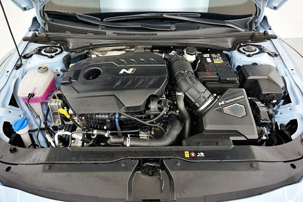 Hyundai AVANTE — фото 10
