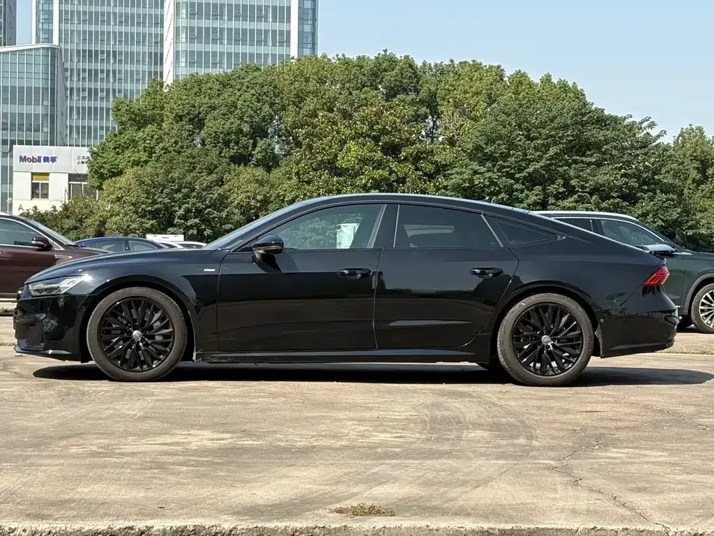 Audi A7 — фото 6