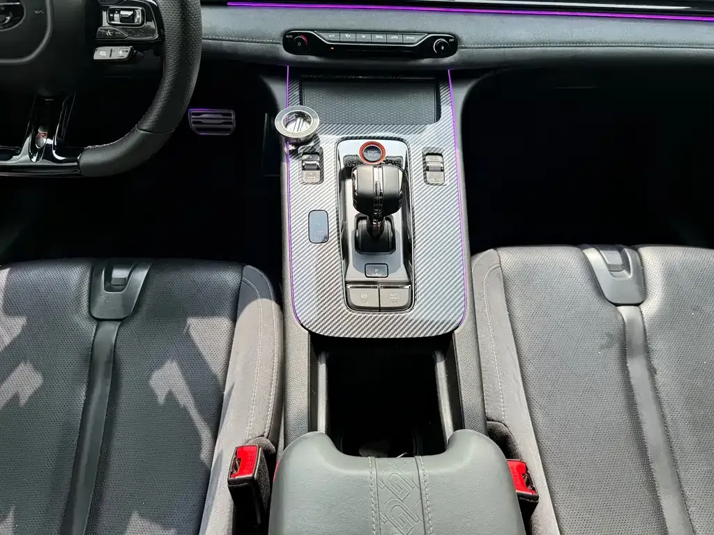 GAC Motor Shadow Leopard — фото 10