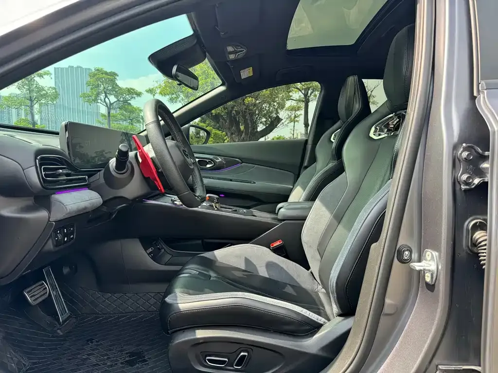 GAC Motor Shadow Leopard — фото 6