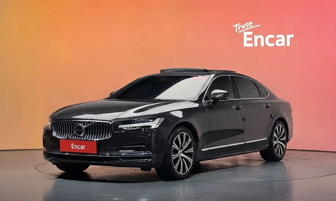 Volvo S90 — фото 1