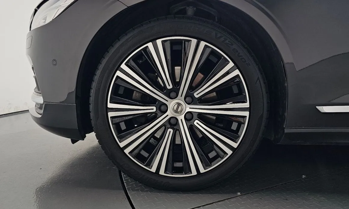 Volvo S90 — фото 10