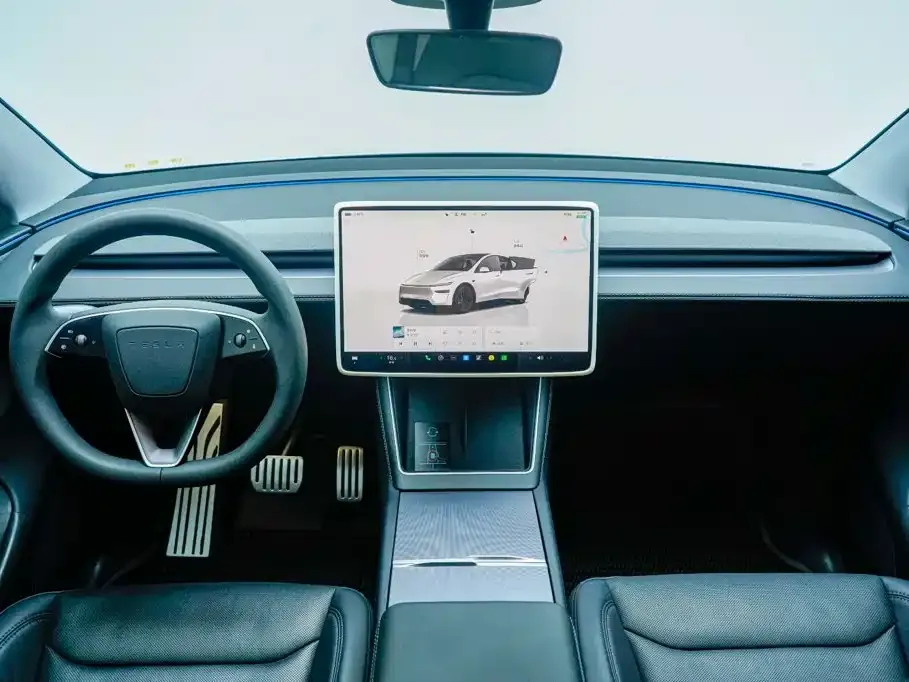 Tesla Model Y — фото 7