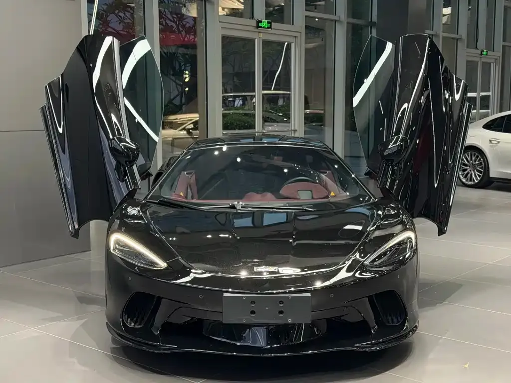 McLaren GT — фото 6