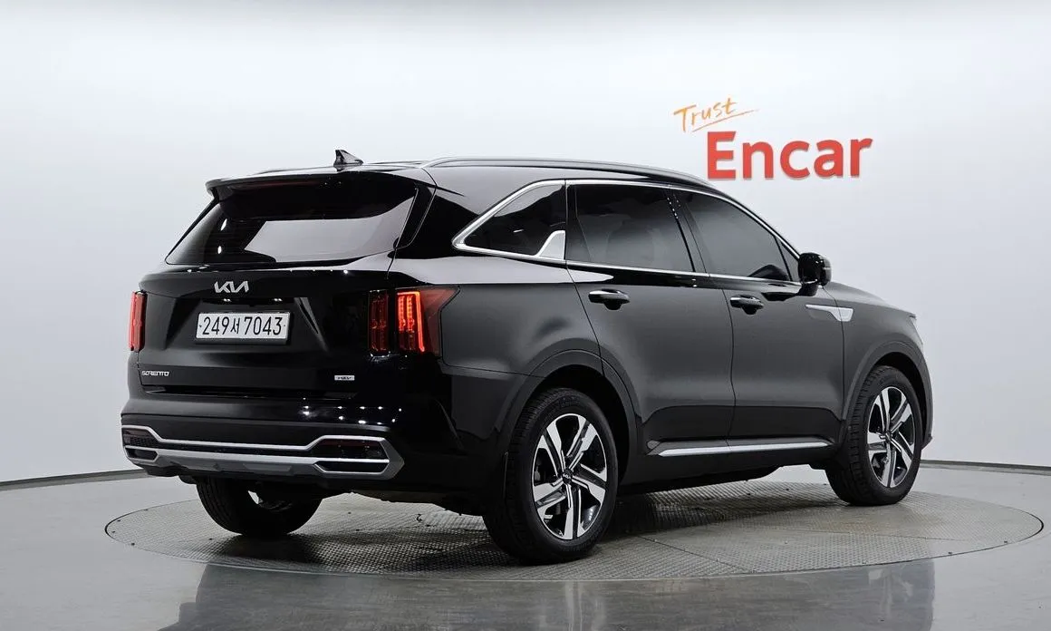 Kia Sorento — фото 5