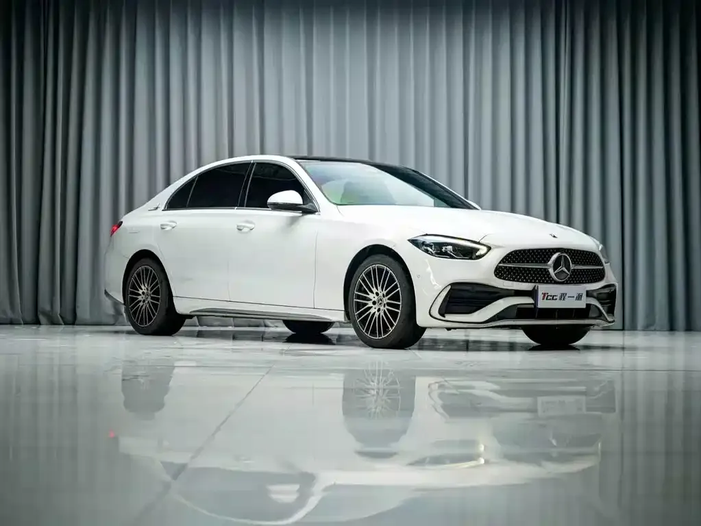 Mercedes-Benz C-Class — фото 8