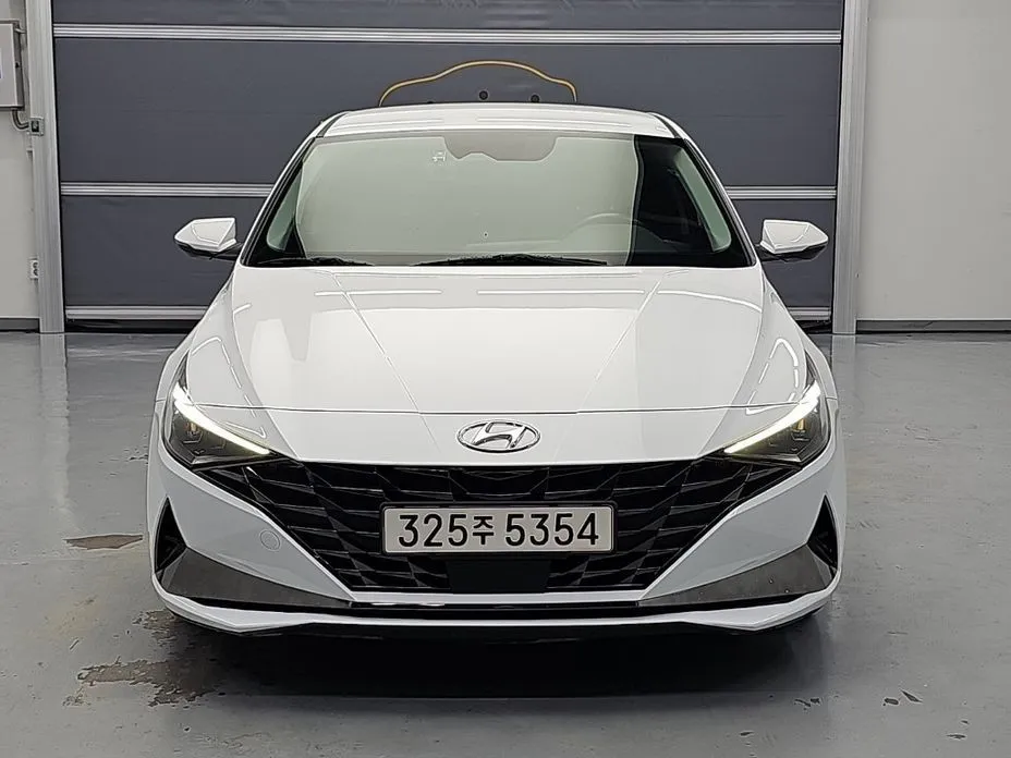 Hyundai AVANTE — фото 2