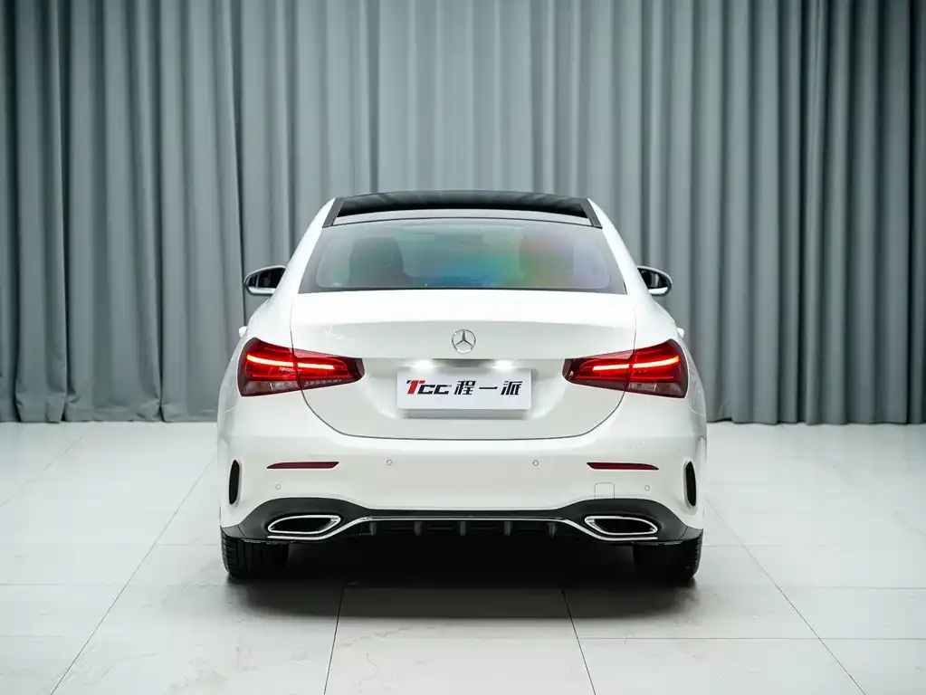 Mercedes-Benz A-Class — фото 9