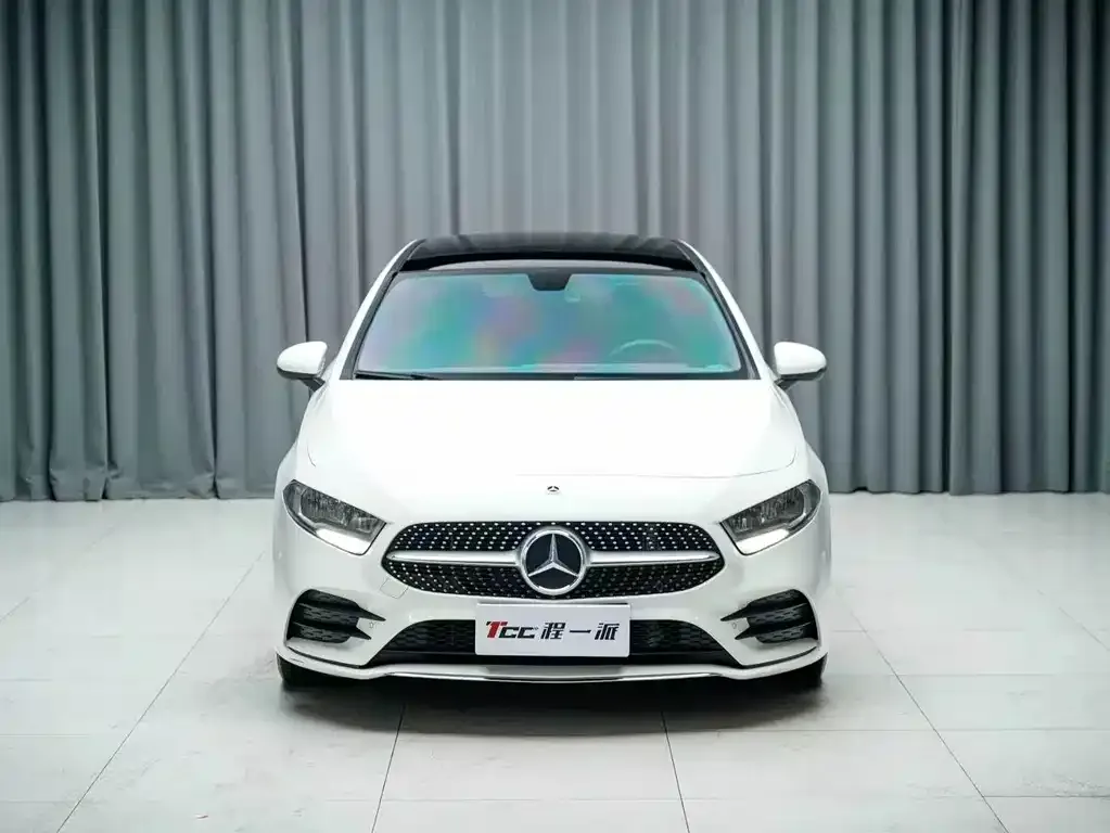 Mercedes-Benz A-Class — фото 4