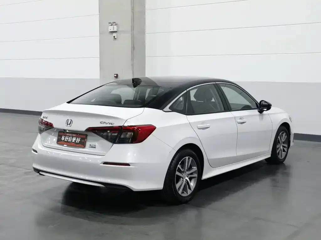 Honda Civic — фото 4