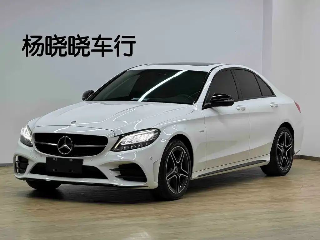 Mercedes-Benz C-Class — фото 1
