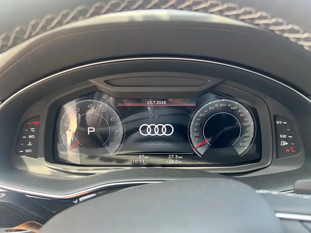 Audi Q7 — фото 5
