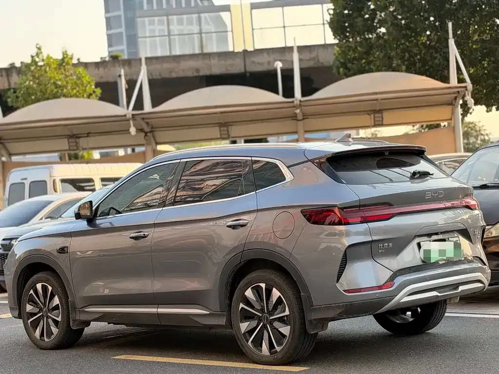 BYD PLUS New Energy — фото 10