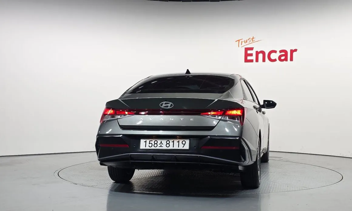 Hyundai AVANTE — фото 2