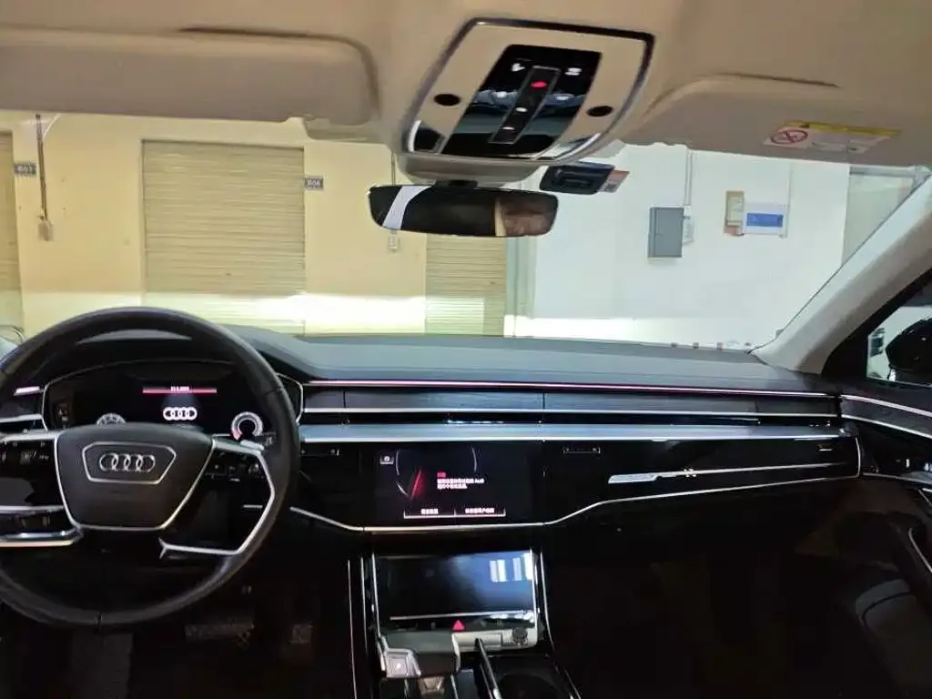 Audi A8 — фото 2