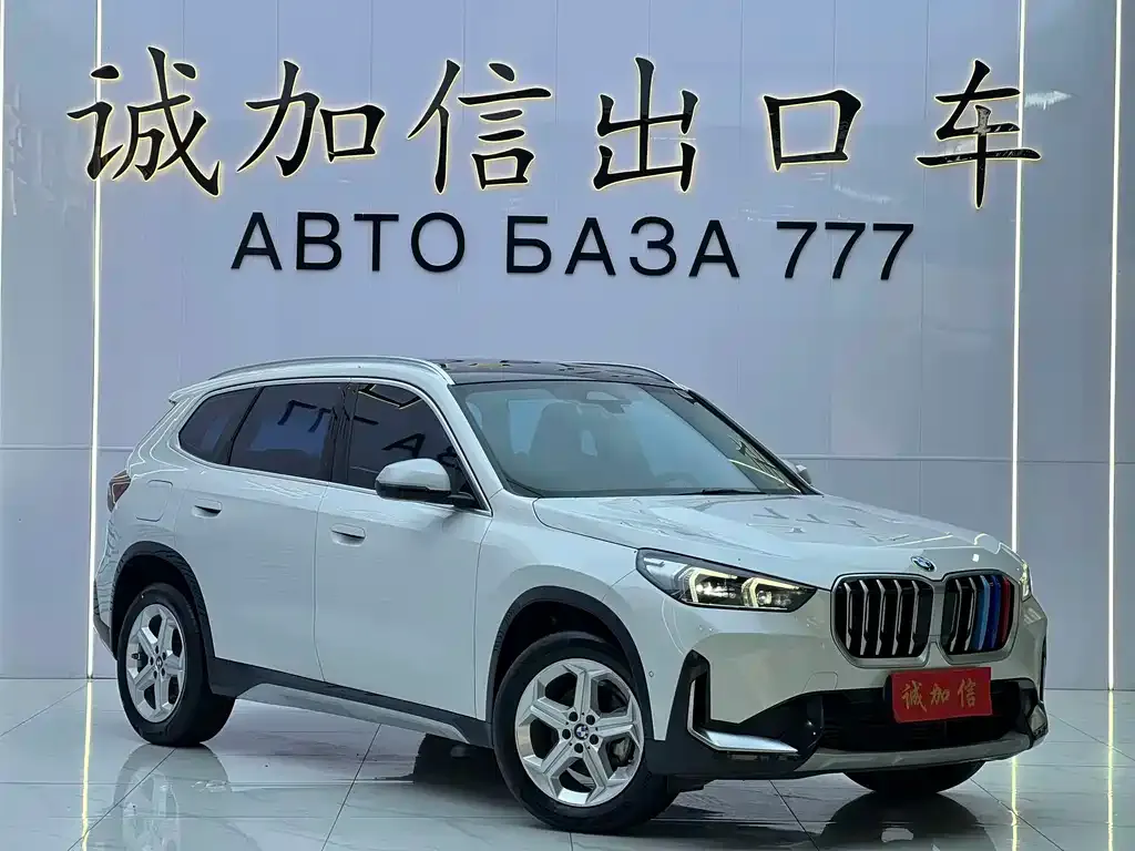 BMW X1 — фото 3