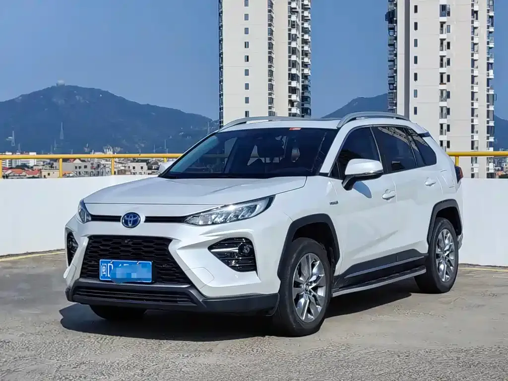 Toyota Wildlander — фото 1