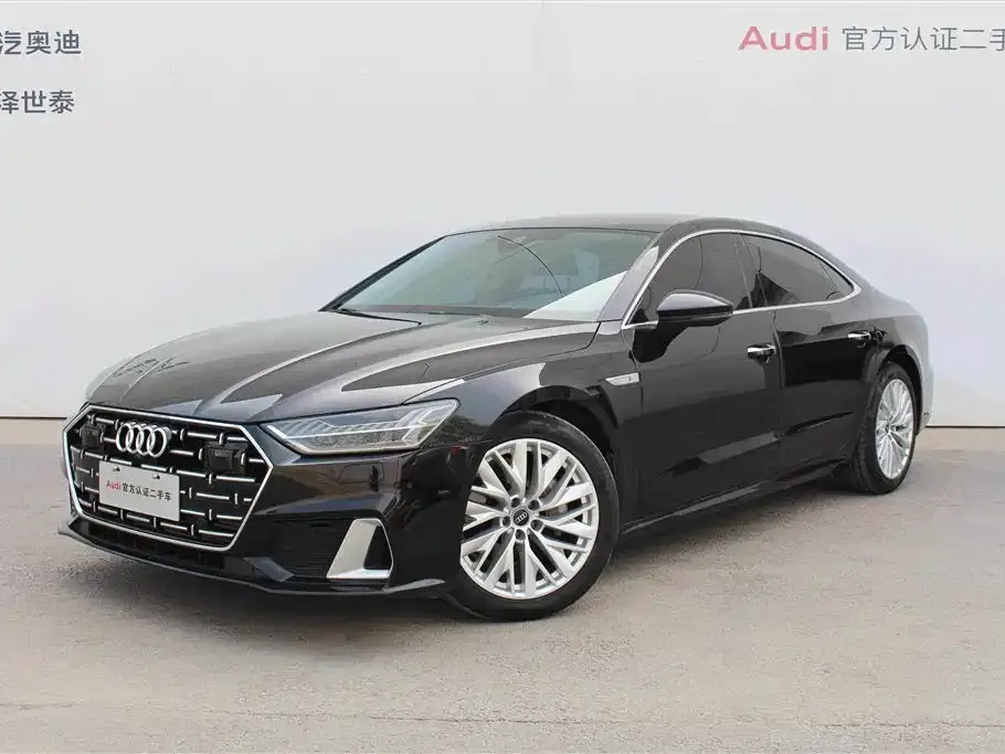 Audi A7L — фото 1