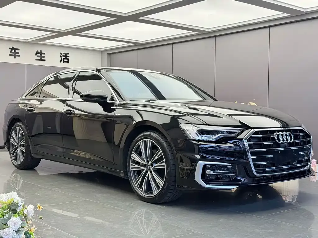 Audi A6L — фото 8