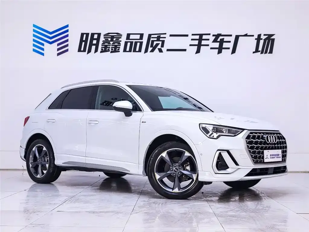 Audi Q3 — фото 5